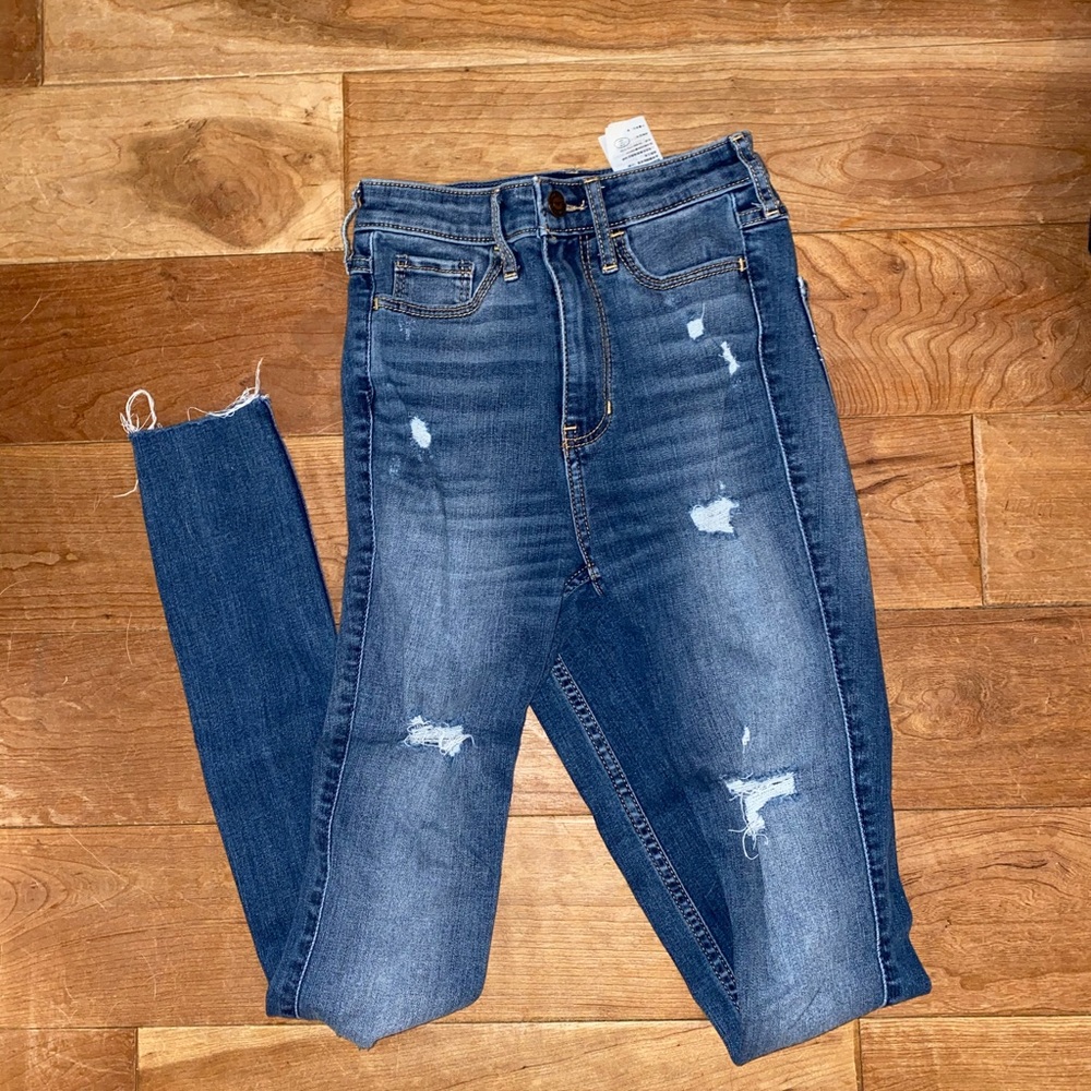 Hollister Jeans